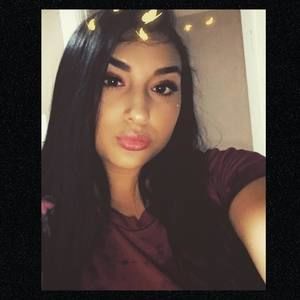 Meet your Posher, Marie